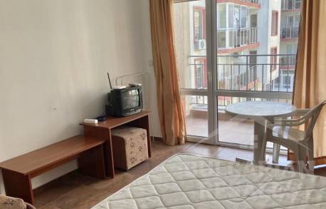 Изгодна цена! Студио в добър район на курорта - Снимка 5