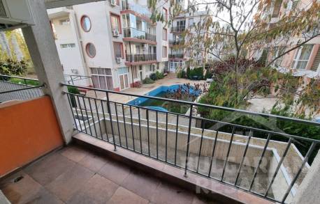 Przytulne studio w małym kompleksie z basenem - Фото7