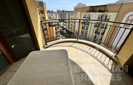 Апартамент с две спални на добра цена в центъра на курорта! - Снимка 6