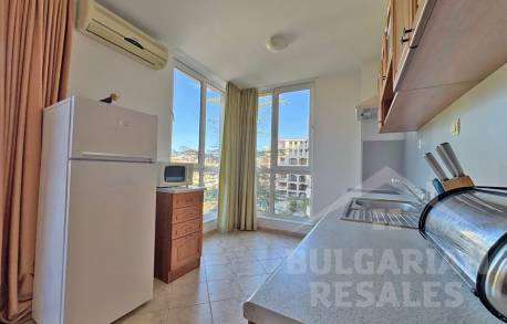 Convenient layout, two rooms, pool view, Sunny Beach - Photo 9