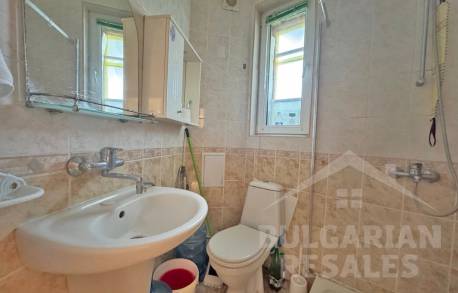 Двустаен апартамент на добра цена в малък комплекс - Снимка 9