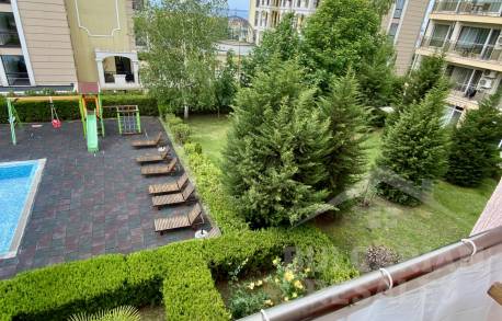 Студио в комплекс в Свети Влас, евтино! - Снимка 11