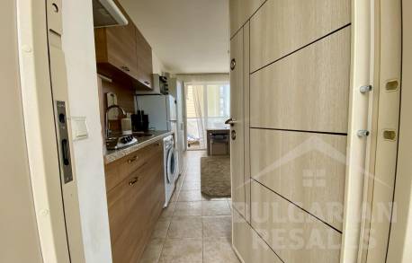 Студио в комплекс в Свети Влас, евтино! - Снимка 8