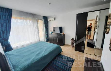 Просторен апартамент с добро обзавеждане и уреди - Снимка 10