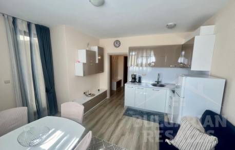 Widok na basen! Ładne mieszkanie 5 minut od plaży - Фото5