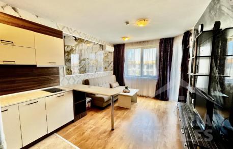 Przestronny apartament zaledwie 250 metrów od plaży w Ravda - Фото5