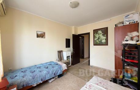 Two-bedroom apartment in the Apollon complex, pool view - Photo 11