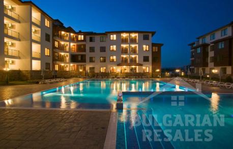 Two-bedroom apartment in the Apollon complex, pool view - Photo 1