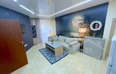 Apartment with good repair in the complex “Apollon 5” - Photo 2