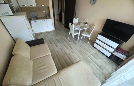 Апартамент в Несебър в комплекс с плувен басейн - Снимка 3