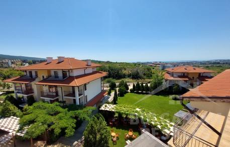 Квартира с видом на бассейн в Кошарице - Фото 12