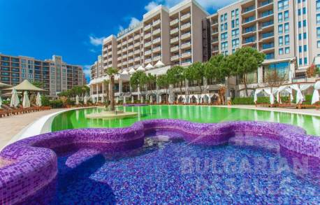 Apartment 2 minutes from the beach, “Barcelo Royal Beach” complex with extensive amenities - Photo 1