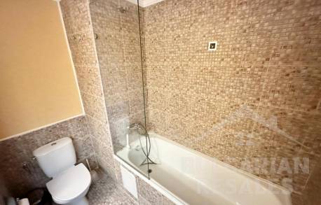 Апартамент с две спални в най-добрия комплекс в курорта - Снимка 13