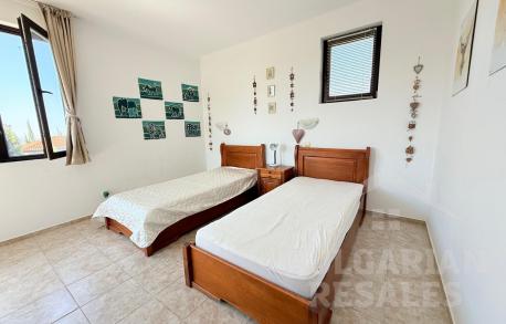 Просторна вила в комплекс с луксозна инфраструктура - Снимка 13