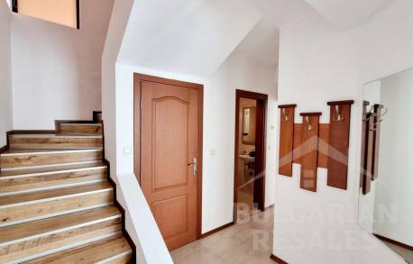 Побързайте! Най-добрата цена, вила с три спални! - Снимка 13