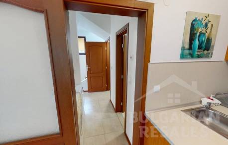 Мезонет във вила с уютна тераса до басейна - Снимка 9