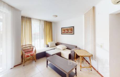 Вила с просторни стаи в комплекс от затворен тип - Снимка 17