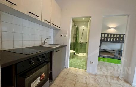 Две спальни и отдельная кухня - квартира в комплексе 