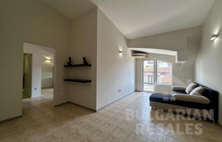 Две спальни и отдельная кухня - квартира в комплексе 