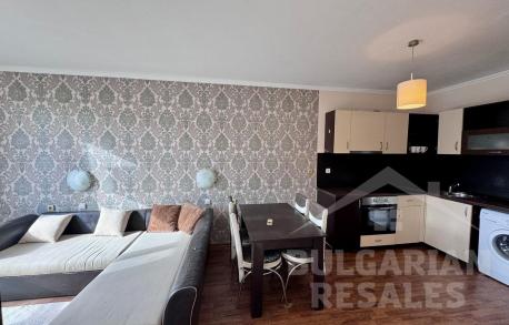 Изглед към морето! Апартамент с 2 спални в Несебър - Снимка 7