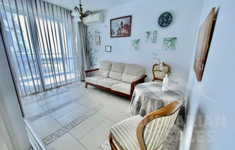 Byt s výhľadom na more v pokojnej štvrti - Фото1