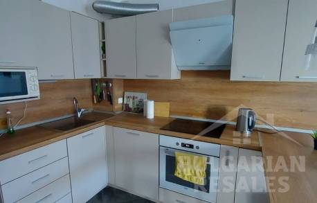 Apartment in Pomorie, Beachfront, Sea View - Photo 4