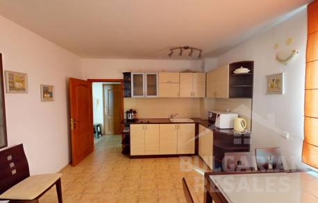 Dvojizbový byt s výhľadom na more v Sveti Vlas - Фото3