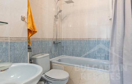 Стилен апартамент с ремонт в комплекс „Браво 5“ - Снимка 14