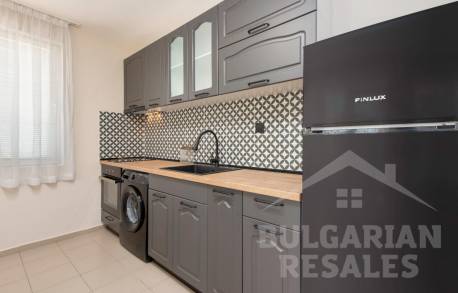 Стилен апартамент с ремонт в комплекс „Браво 5“ - Снимка 8