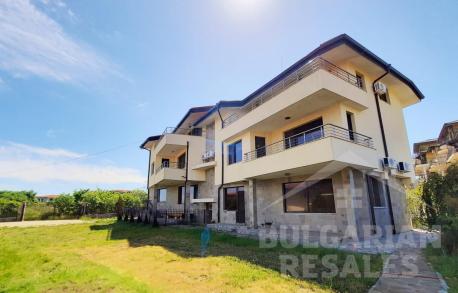 House with garden in Budjaka - Photo 1