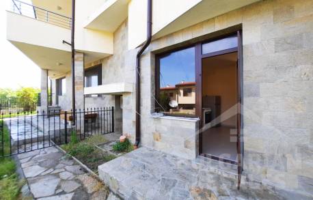 House with garden in Budjaka - Photo 4