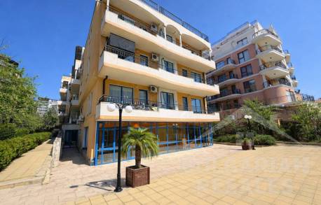 Apartment in a small complex with a pool, “Casa Del Mar,” Sveti Vlas - Photo 11