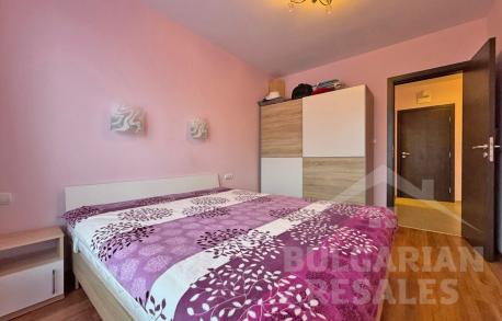 Апартамент в малък комплекс в курорта - Снимка 9