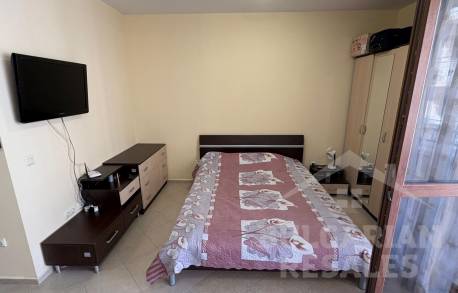 Студио с всичко необходимо в престижен комплекс - Снимка 8