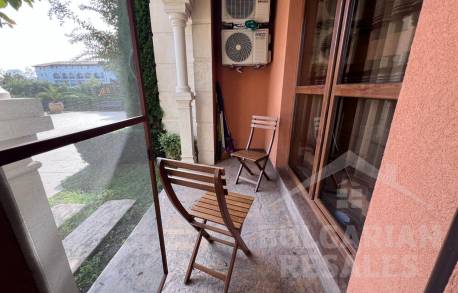 Apartment with access directly to the swimming pool - Photo 12