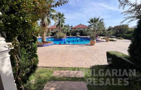 Apartment with access directly to the swimming pool - Photo 13