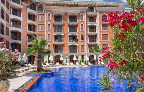 Real estate in luxury complex in Ravda - Photo 1