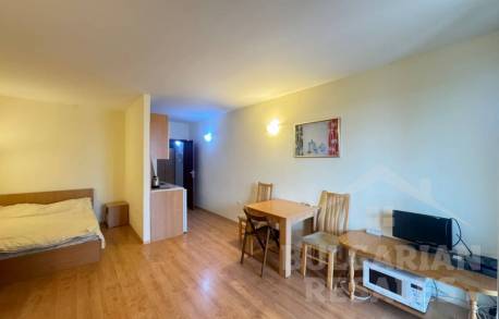 Отличная цена! Просторная студия, комплекс 