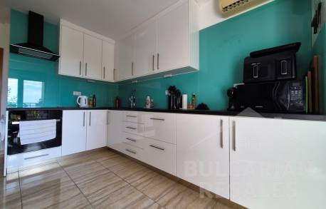 Квартира со своим паркоместом, 3 комнатами в Свети Власе - Фото 3