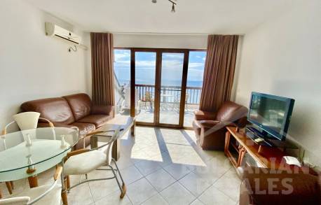 Апартамент в малък комплекс на брега на морето - Снимка 6