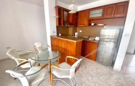 Апартамент в малък комплекс на брега на морето - Снимка 7