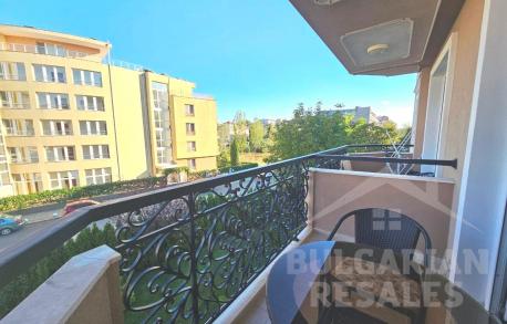 Hurry up and buy an apartment in a luxurious complex! - Photo 12