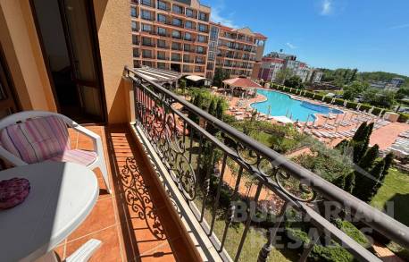 Pool View, Spacious Apartment in “Diamant Residence” - Photo 10