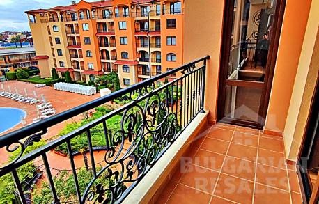 Zdokonalenie a pohodlie: apartmán v luxusnom komplexe - Фото17