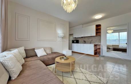 Large terrace, three rooms, pool view, Sunny Beach - Photo 2
