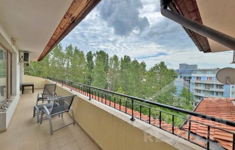 Large terrace, three rooms, pool view, Sunny Beach - Photo 4