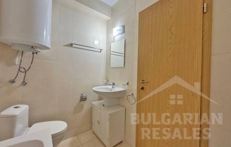 Large terrace, three rooms, pool view, Sunny Beach - Photo 10
