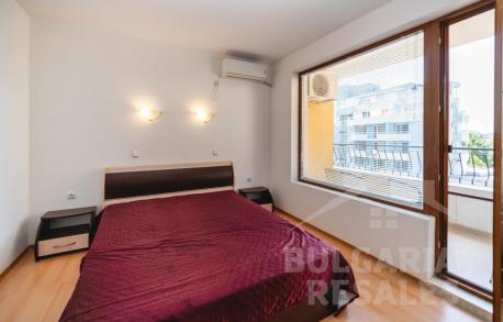 Mieszkanie z dobrym umeblowaniem w kompleksie - Фото4