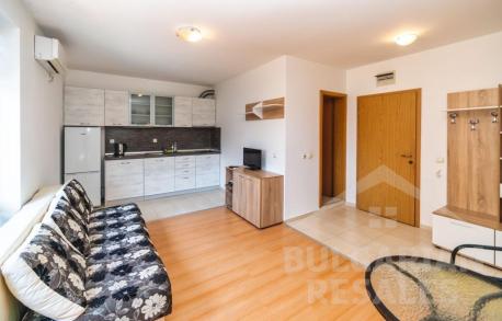 Mieszkanie z dobrym umeblowaniem w kompleksie - Фото2