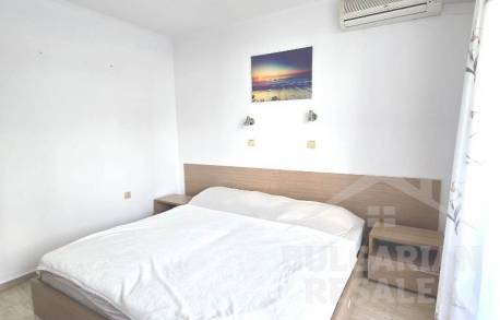 Първа линия! Апартамент в Свети Влас, район на яхтеното пристанище - Снимка 8